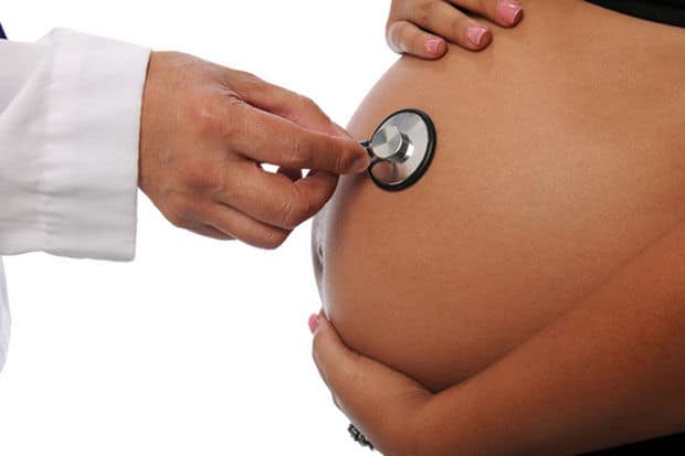النزف خلال الحمل أعراضه وأسبابه أنا أصدق العلم