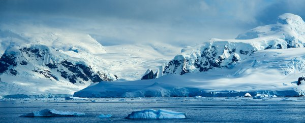 أعمق نقطة في سطح الأرض مختبئة تحت جليد أنتاركتيكا - أين توجد أعمق نقطة في القطب الجنوبي - ما الذي يختبئ تحت جليد القطب الجنوبي