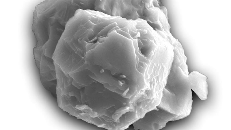 أقدم مادة صلبة معروفة على كوكب الأرض، حتى إنها أقدم من النظام الشمسي - أقدم المواد الصلبة التي وجدت التي وجدت - حبيبات الغبار المجهرية 