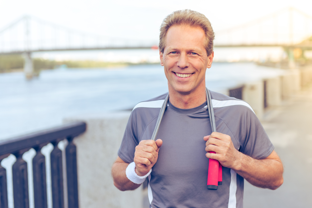 في أكبر دراسة من نوعها: عليك الجري لهذه المسافة كي تطيل عمرك المجلة البريطانية للطب الرياضي BJSM خطر الإصابة بارتفاع ضغط الدم والسمنة والسكري